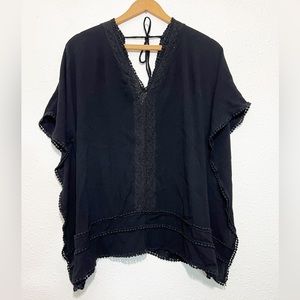 Forever 21 Black Lace V-neck Bat Sleeves Coverup Small